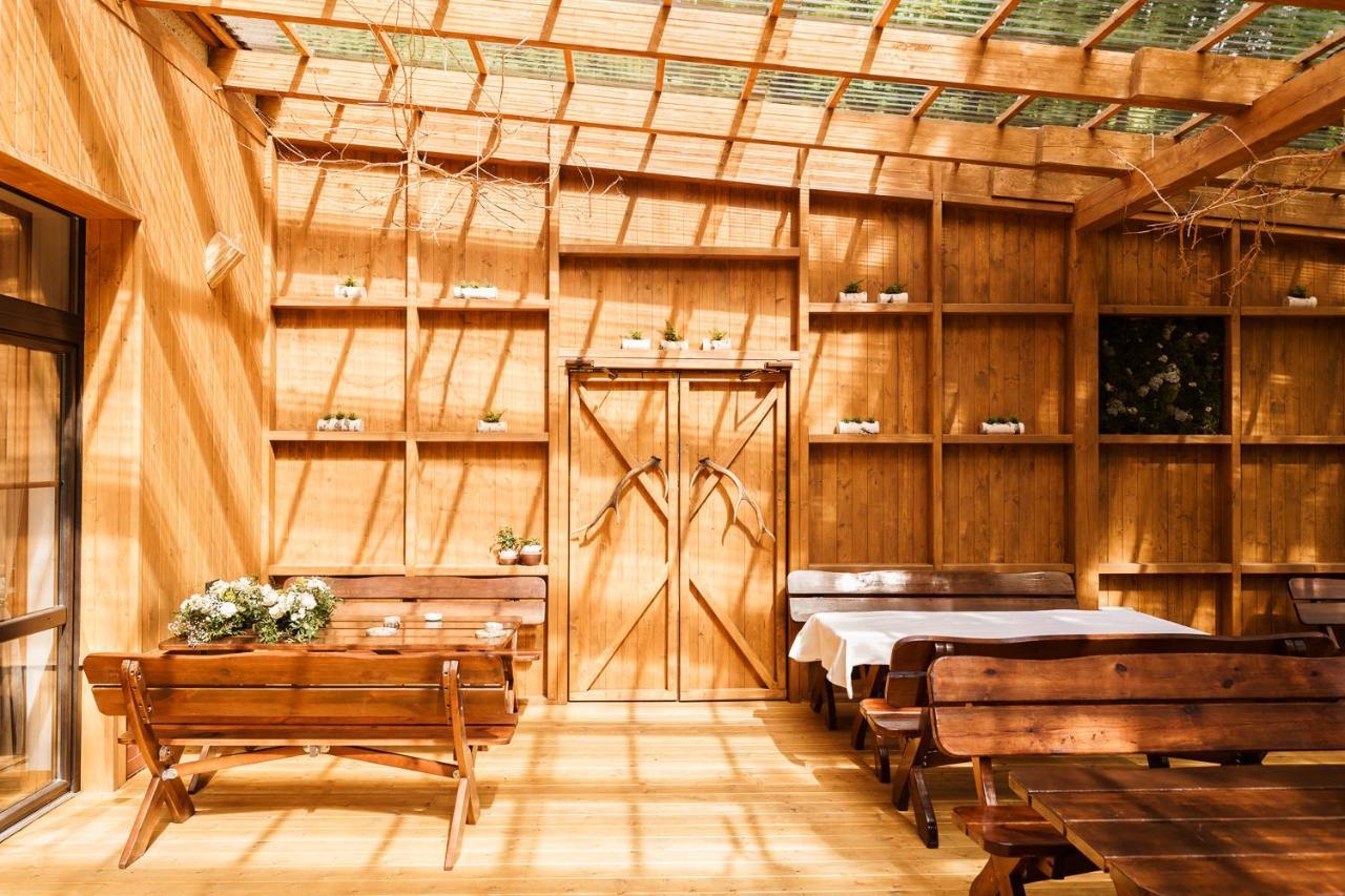 Zloty Jelen - Restauracja I Dom Goscinny Potok Zloty エクステリア 写真