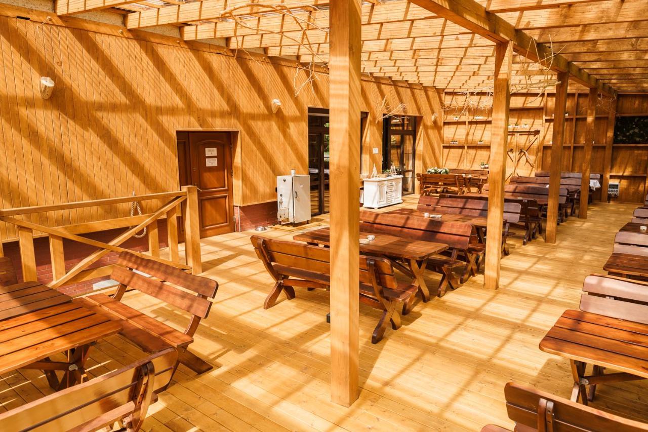 Zloty Jelen - Restauracja I Dom Goscinny Potok Zloty エクステリア 写真