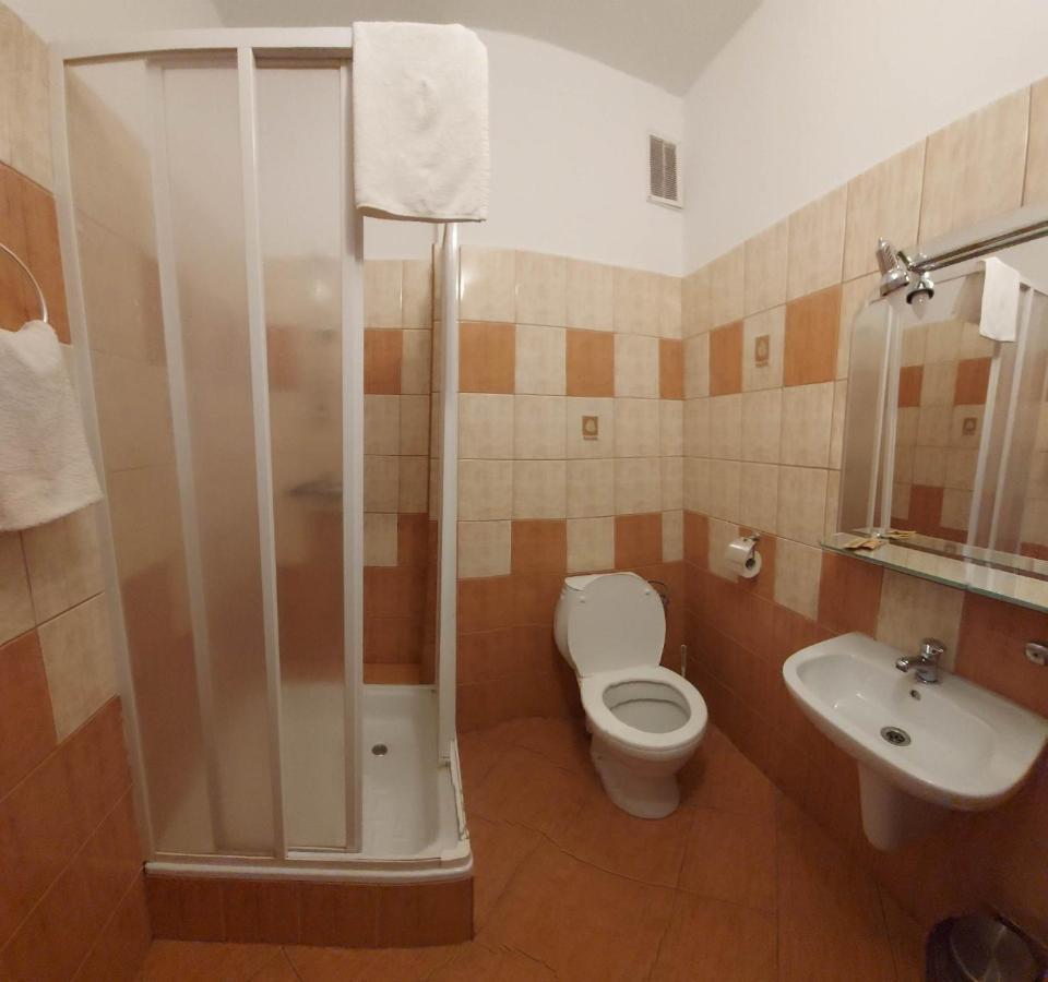 Zloty Jelen - Restauracja I Dom Goscinny Potok Zloty エクステリア 写真